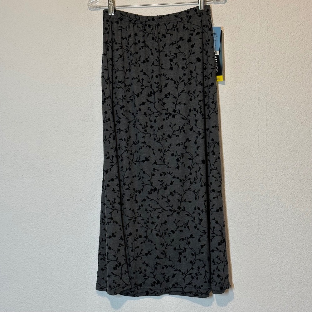 GreyKni Black  Velvet Floral Maxi Skirt Whimsigoth Small NWT